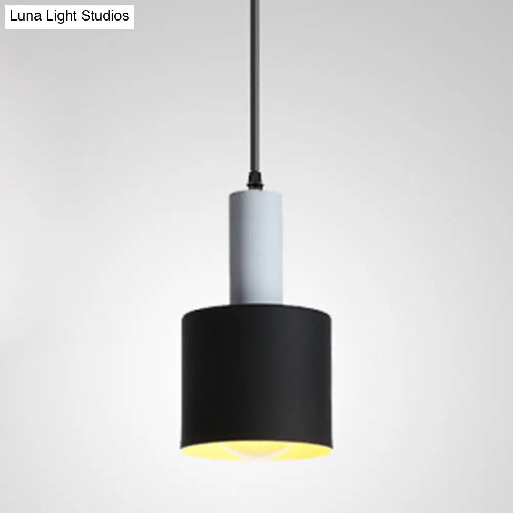Nordic Style Single Suspension Metal Shaded Pendulum Light - Perfect For Dining Room Lighting
