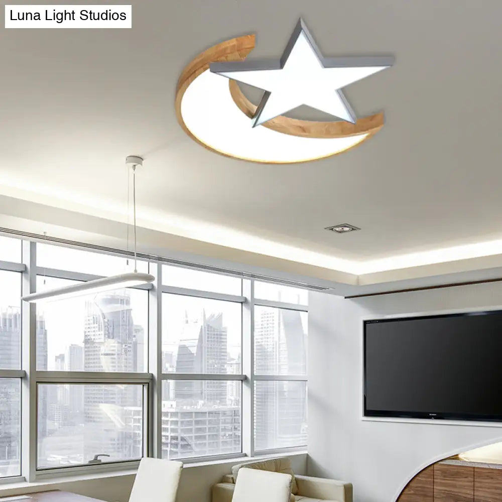 Nordic-Style Wood Star Moon Ceiling Mount Light For Nursing Room And Bedroom