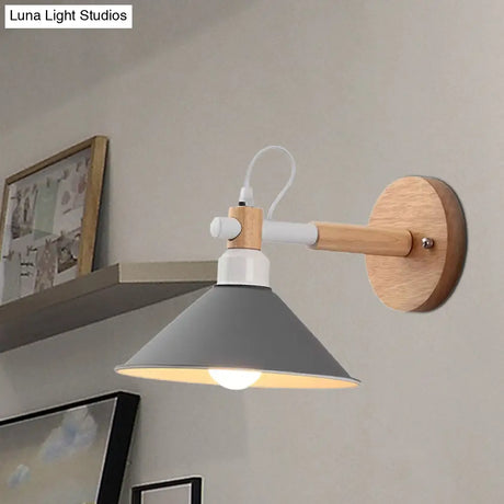Pyramid Macaroon Wall Sconce: Metal And Wood 1-Light Lamp For Dining Room