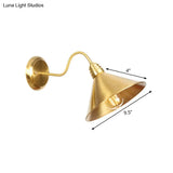 Retro Brass Gooseneck Wall Reading Lamp With 1-Light Metallic Finish And Assorted Shades