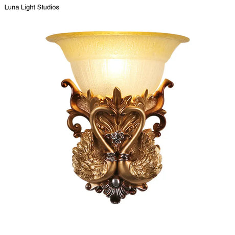 Retro Style Wall Mounted Lamp - Swans Design With Ribbed Glass Shade In Gold
