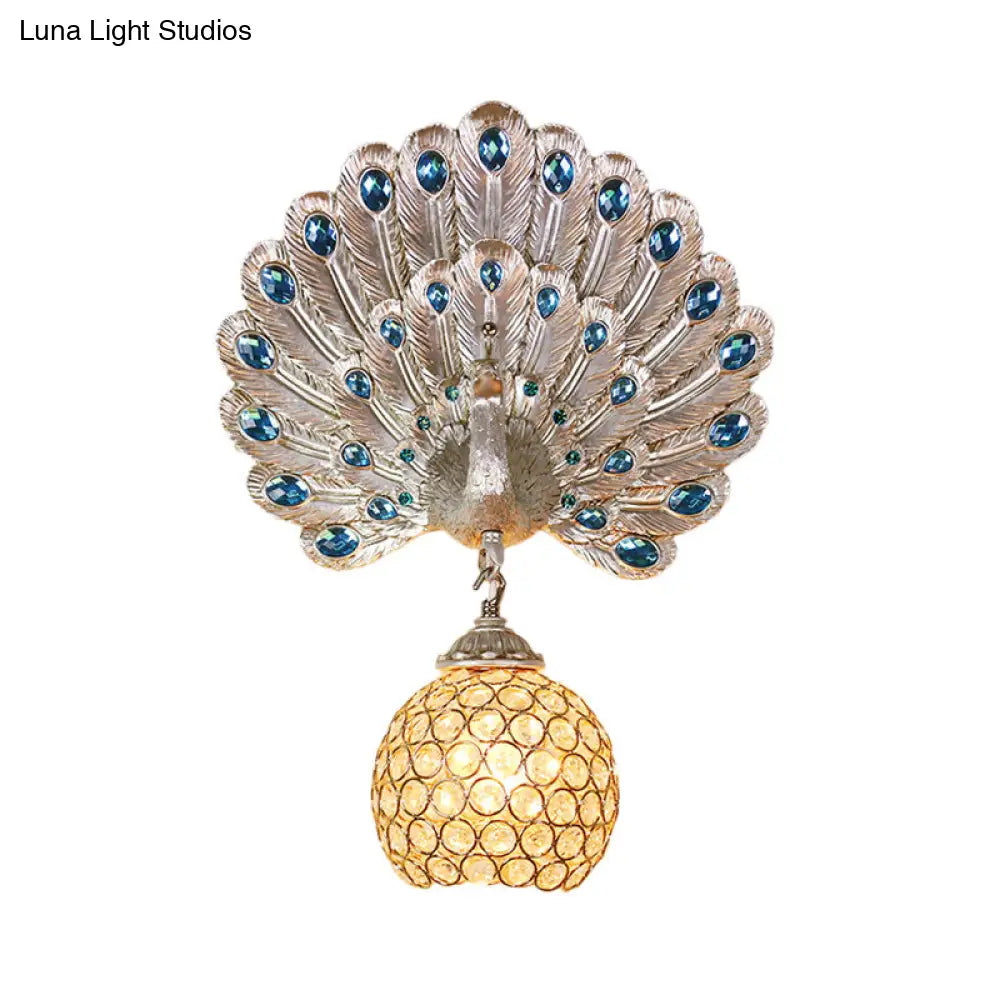 Retro Stylish Wall Sconce With Clear Crystal And Peacock Backplate In Silver/White