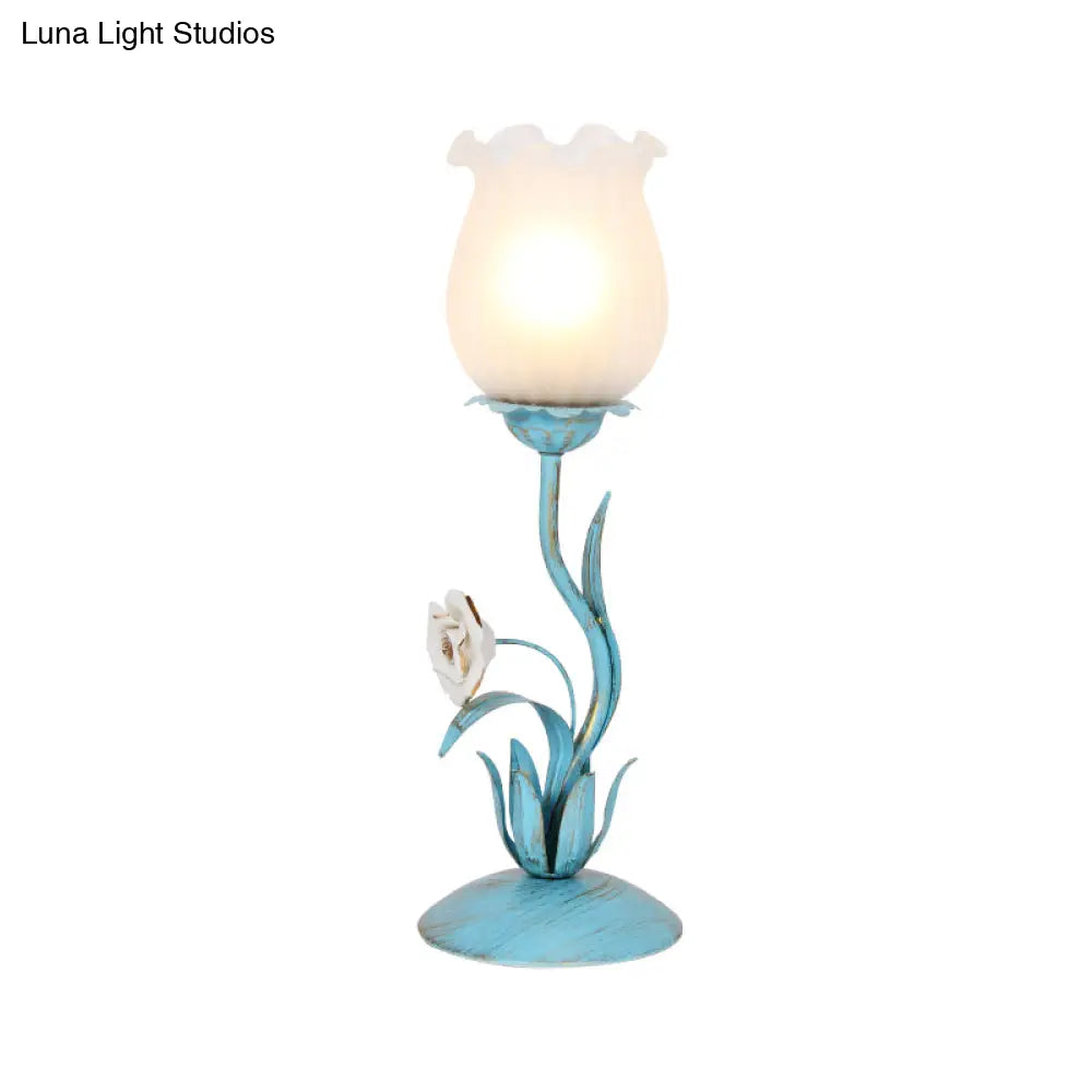 Romantic Pastoral Blue/Pink Metal Nightstand Lamp For Living Room - Bulb Blossom Table Lighting