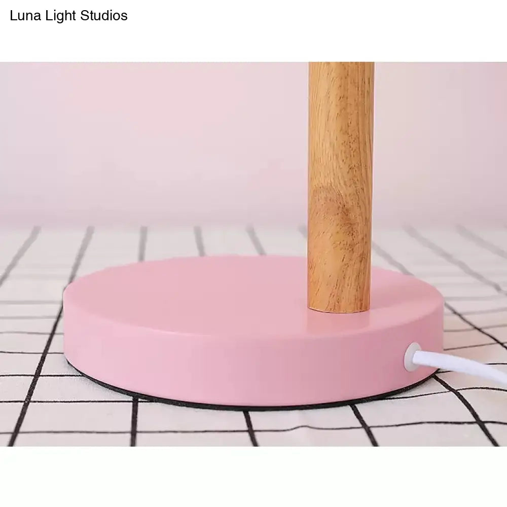 Rotatable Metal Bunny Desk Light: Perfect For Dormitory And Bedroom Study
