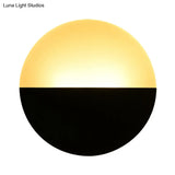 Round Acrylic Led Wall Sconce - Simplicity At Its Finest (White/Black)