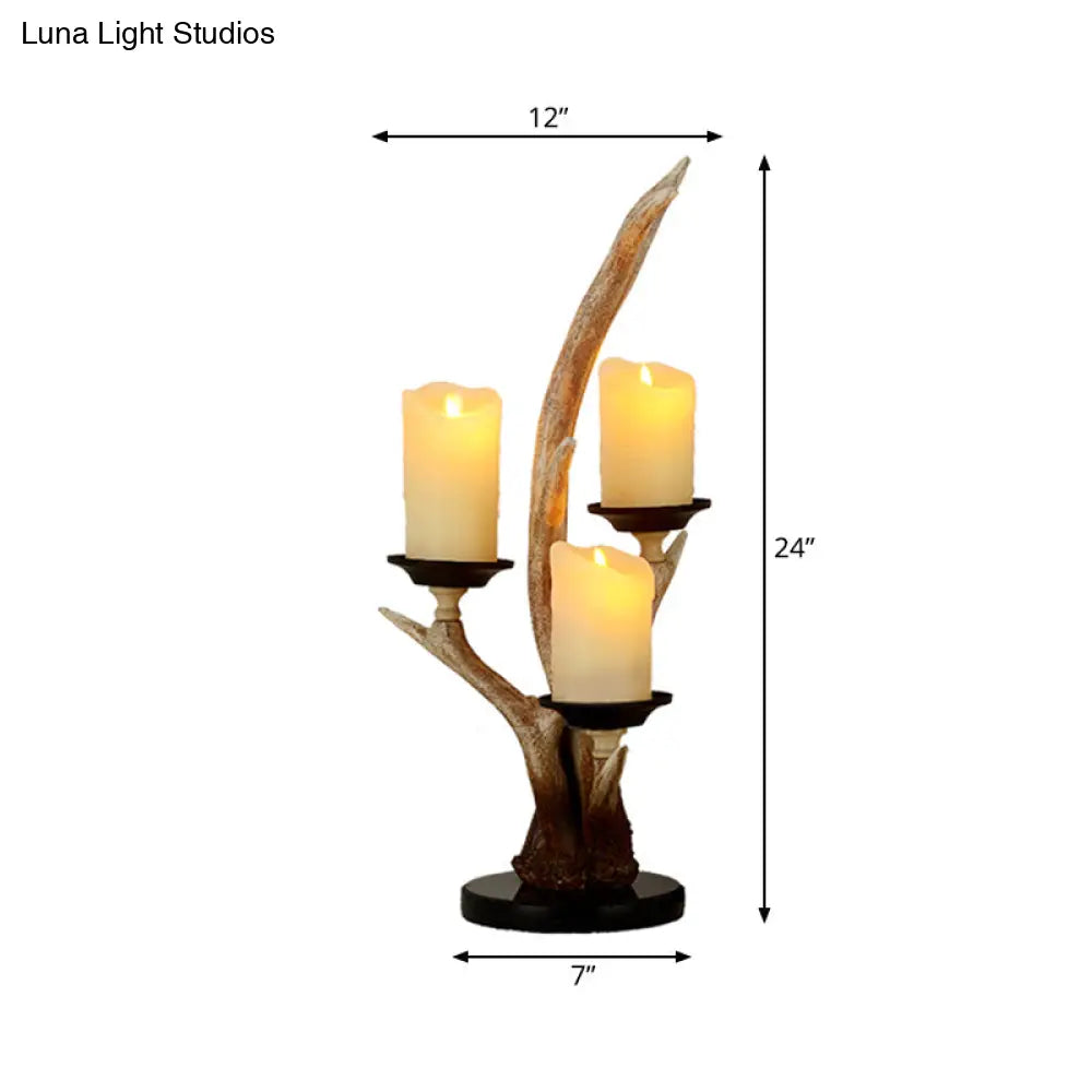 Rustic 3-Light Resin Desk Lamp For Bedroom - Country Style Candle Reading Light In Wood With Antlers