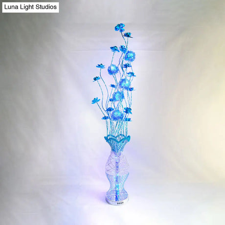 Rustic Bedroom Led Floor Lamp With Vase-Shaped Pleated Design And Blue Flower Decor Decorative