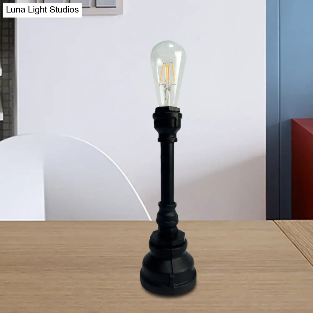 Rustic Farmhouse Metal Nightstand Lamp - Plug In Table Light With 1 Bulb Black/Rust Finish For Bar
