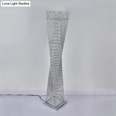 Silver Metal Led Floor Lamp Twisted Cuboid Design For Study Room Décor