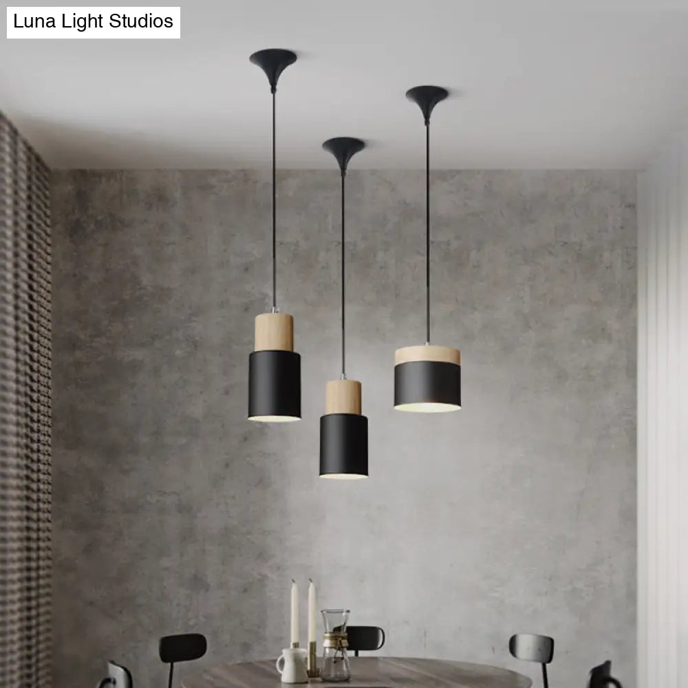 Simple Nordic Pendant Light For Restaurants & Coffee Shops - Modern And Creative Design