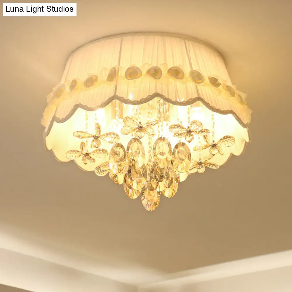 Simple Style White Scalloped Flush Mount Light With Crystal Drops (6/8 Heads)