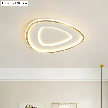 Sleek Gold Teardrop Led Ceiling Light Flush Mount - Simplicity & Style