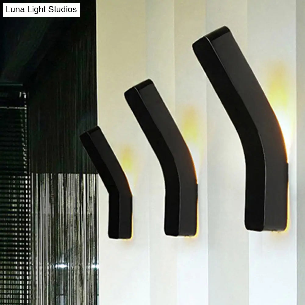Sleek Metallic Bend Wall Mounted Led Lamp For Corridor With Warm/White Lighting