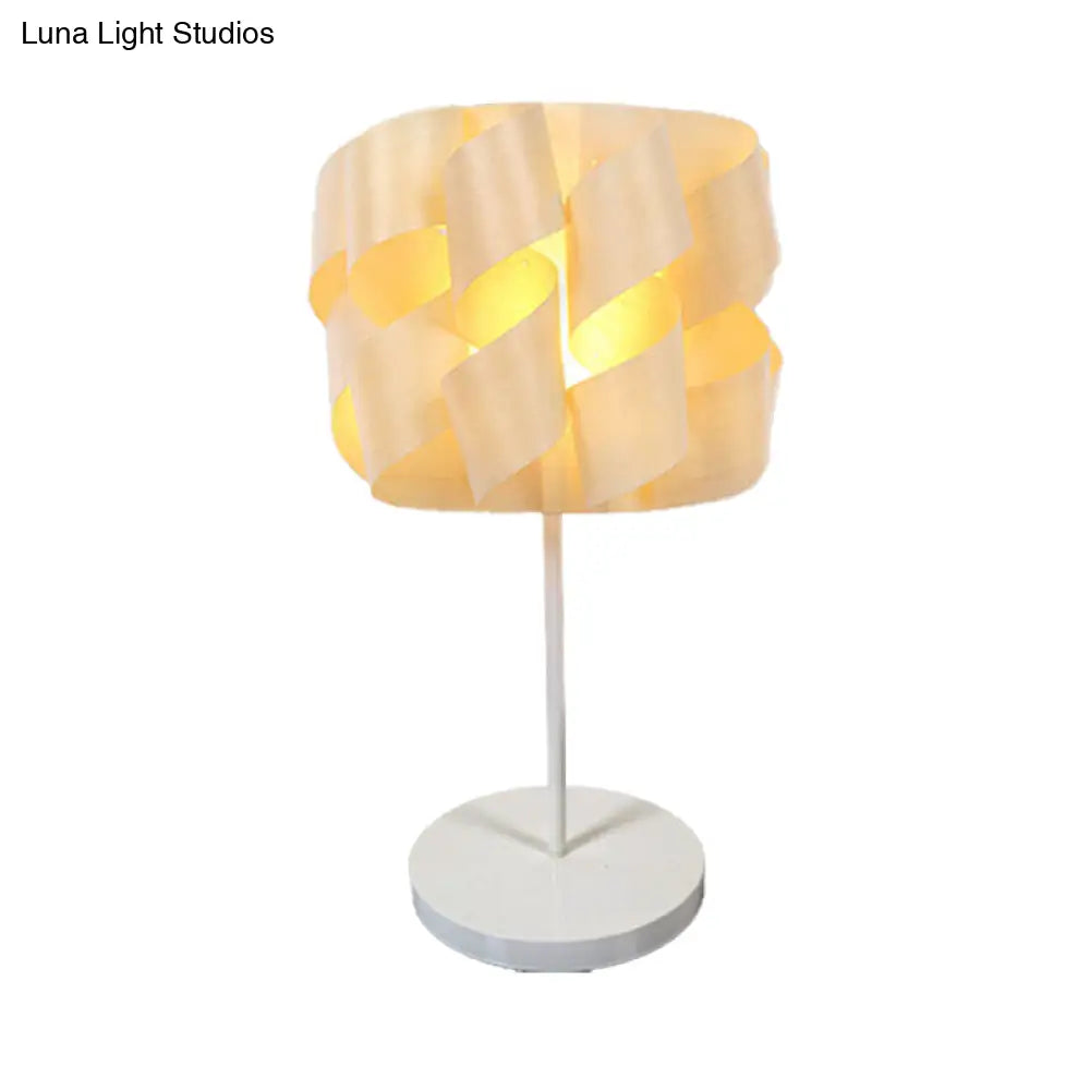 Small Japanese Wood Desk Lamp In Beige - Twist Task Lighting For Living Room