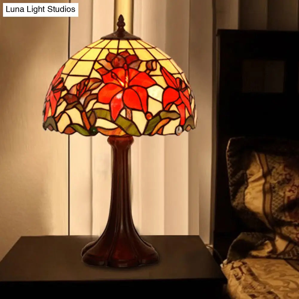 Tiffany Handcrafted Art Glass Floral Coffee Table Lamp With Dome Shade

Note: Seo Is Still Important