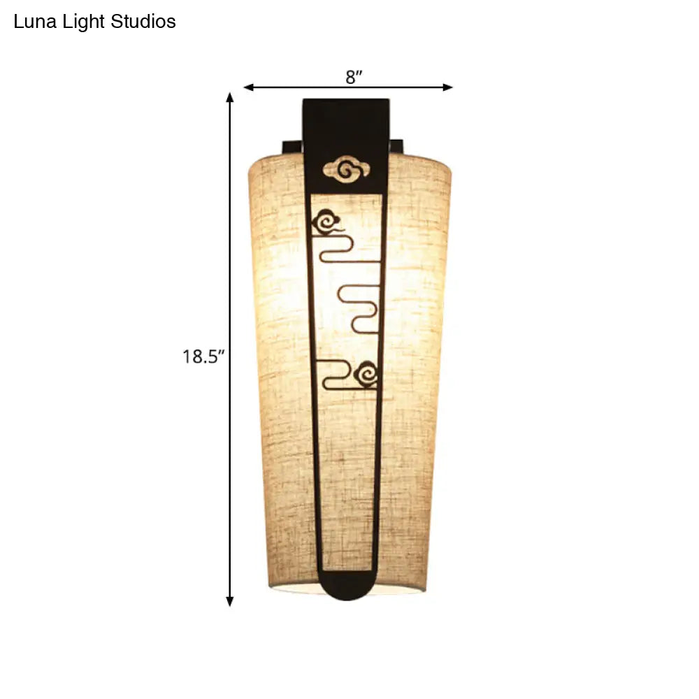 Traditional 1-Light Wall Sconce In Black With Cylinder Shade