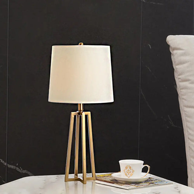 Traditional Fabric Drum Table Light With Geometric Base - Bedroom Task Lighting In White