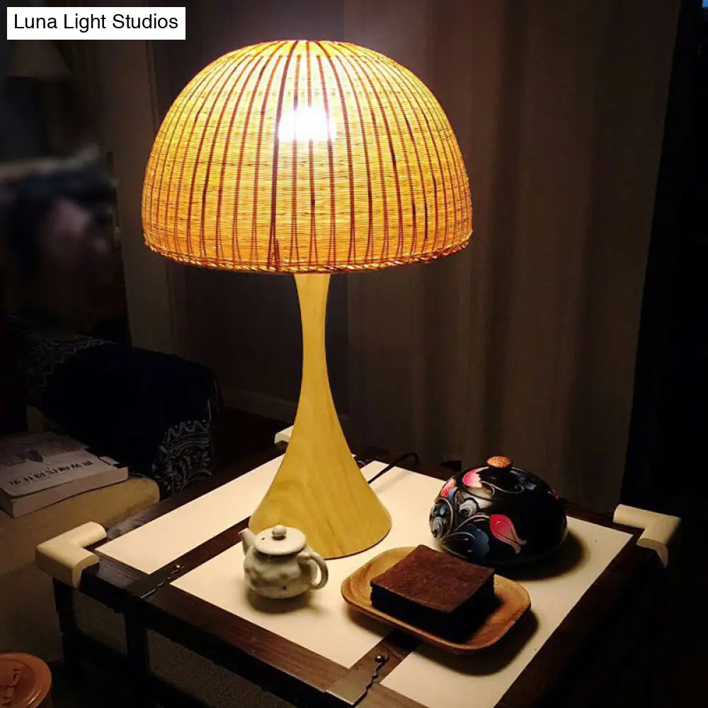 Trumpet Wood Desk Lamp - Asia Design With Bamboo Shade