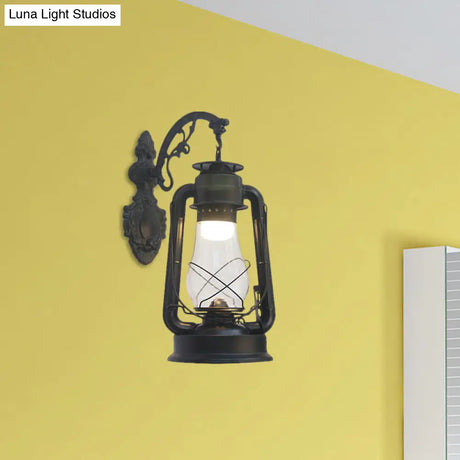 Vintage Clear Glass Lantern Wall Sconce For Outdoor Lighting With Single Bulb In Black/Bronze/Copper