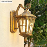 Vintage Lantern Wall Light With Ripple Glass - Single Bulb Fixture For Yard