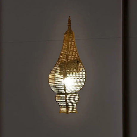 Vintage Metal Mesh Half Vase Corridor Wall Sconce - Brass Finish Arab 1-Head Light