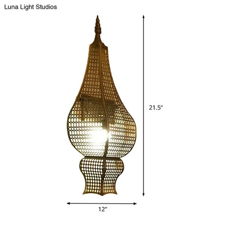 Vintage Metal Mesh Half Vase Corridor Wall Sconce - Brass Finish Arab 1-Head Light