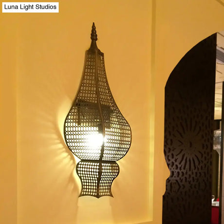 Vintage Metal Mesh Half Vase Corridor Wall Sconce - Brass Finish Arab 1-Head Light