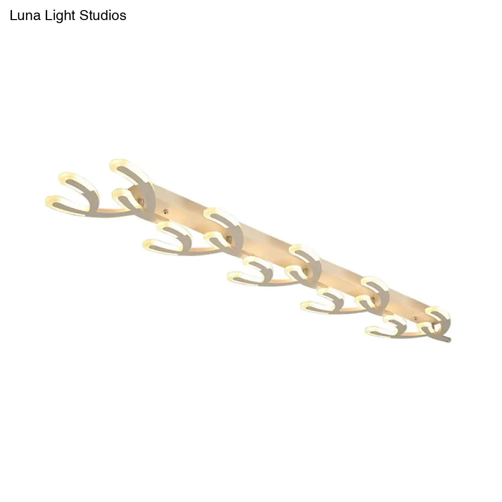 White Acrylic Led Coral Flush Mount Lamp - Minimalist 4/5 - Head Ceiling Lighting For Living Room