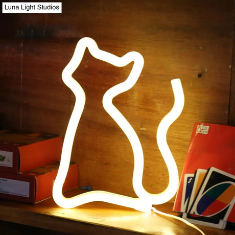 White Cat Usb Powered Led Night Light With Creative Plastic Shade - Wall Lamp